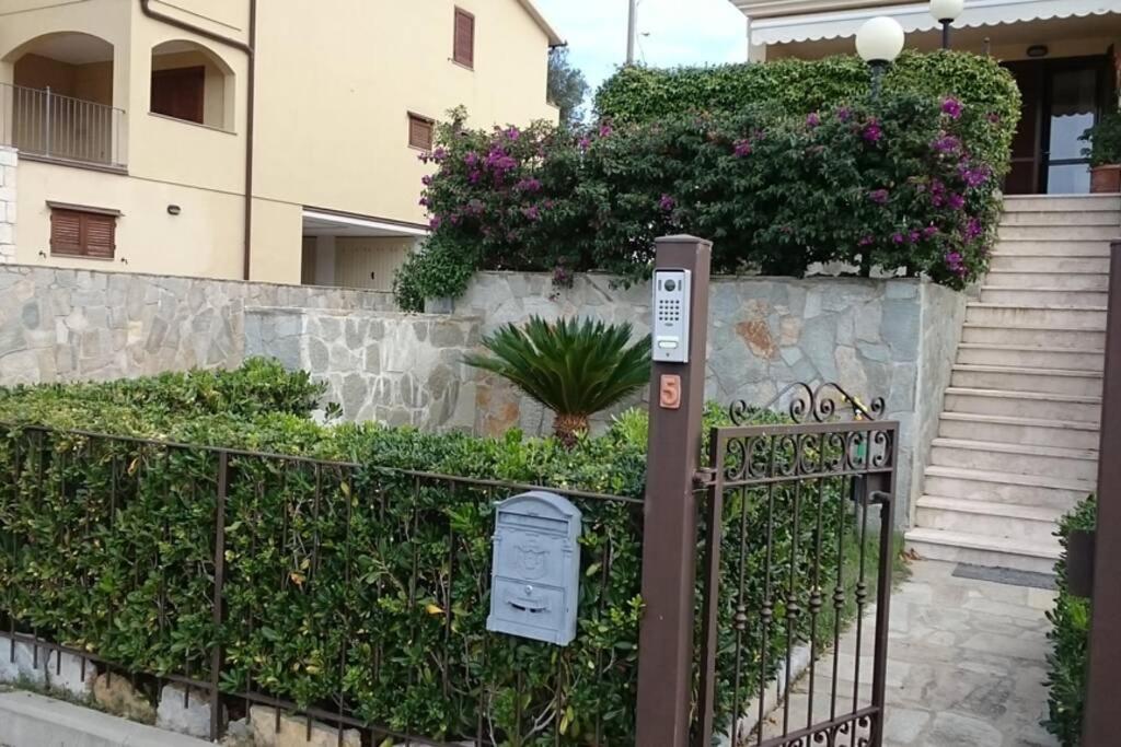 Grazioso Appartamento A 5 Minuti Di Auto Dal Mare Scarlino Exterior photo